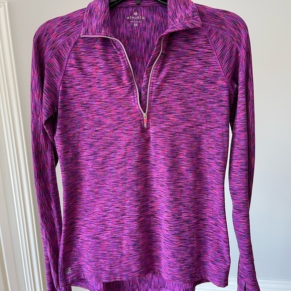 Athleta XS quarter zip pullover top athletic wear with thumb holes - Picture 11 of 15